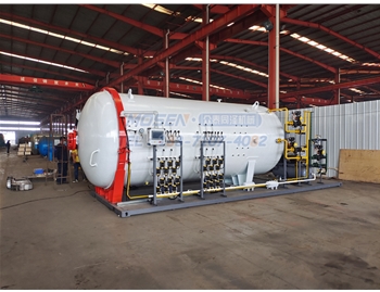 定制碳纖維汽車引擎蓋熱壓罐